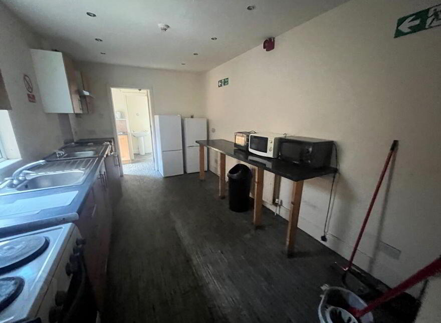 (Lot 40) 55 Ulsterville Avenue, Belfast, BT9 7AT