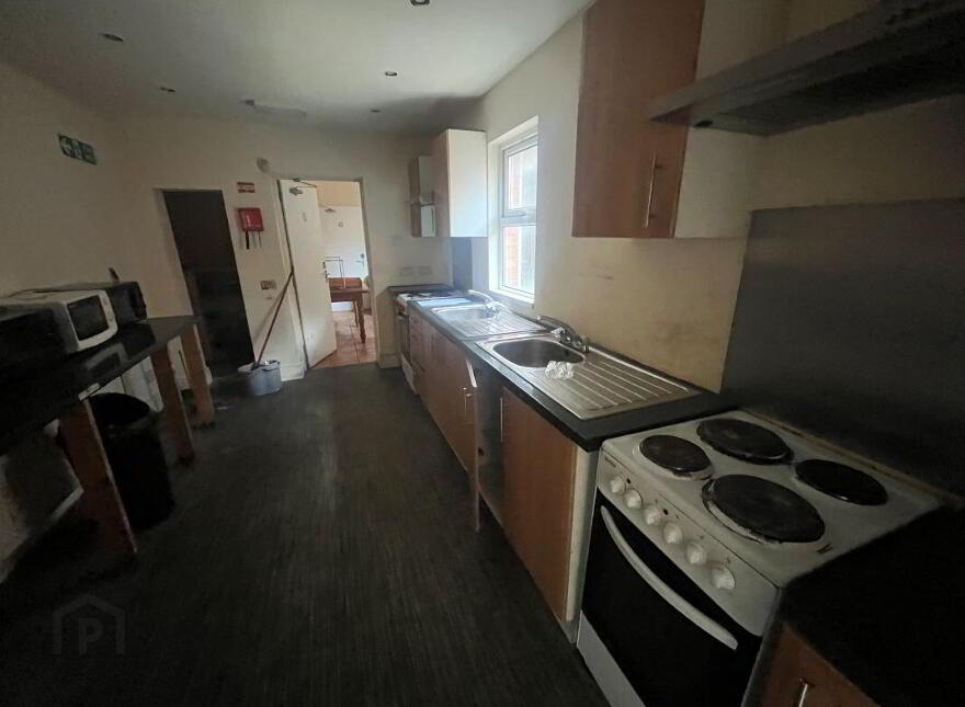 (Lot 40) 55 Ulsterville Avenue, Belfast, BT9 7AT