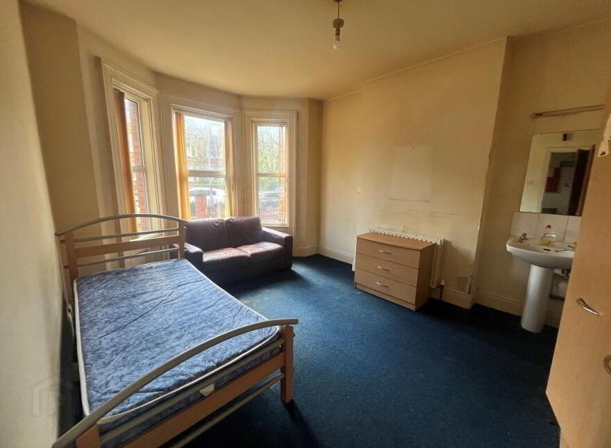 (Lot 40) 55 Ulsterville Avenue, Belfast, BT9 7AT