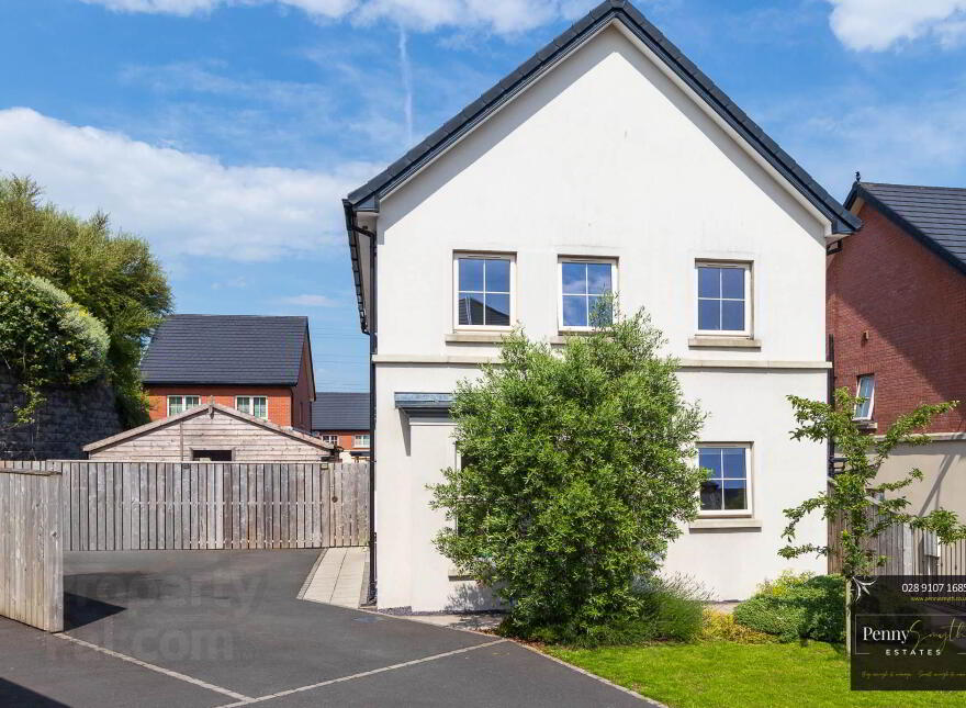 45 Lynn Hall Lane, Bangor, BT19 1GX photo