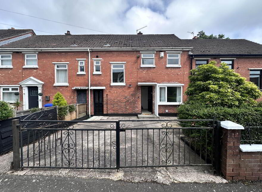 47 Bingnian Drive, Andersonstown, Belfast, BT11 8JB photo