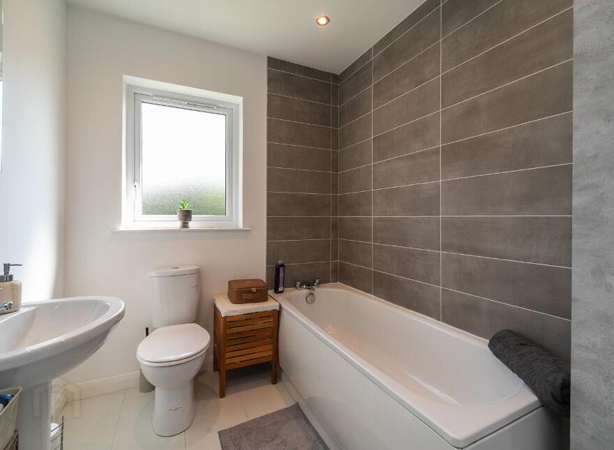 10 Park Avenue Heights, Belfast, BT4 1SH