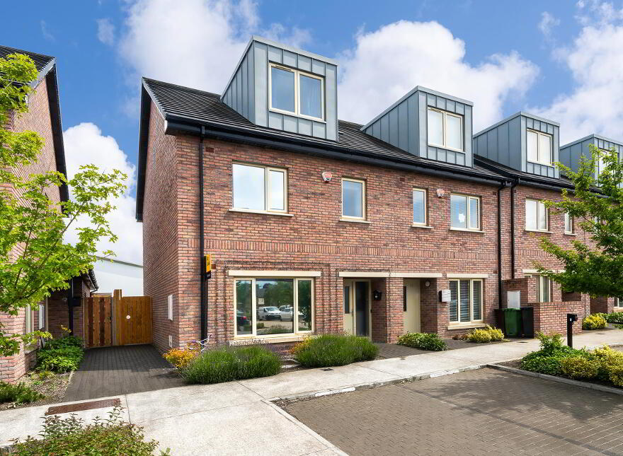 58 Parklands Place, Saggart, Dublin, D24W6EP photo
