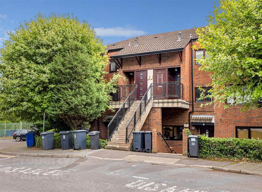 8c Stranmillis Court, Off Stranmillis Road, Belfast, BT9 5EU photo