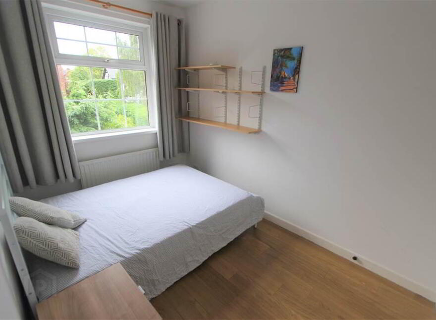 5c Windsor Close, Windsor Park, Belfast, BT9 6FG