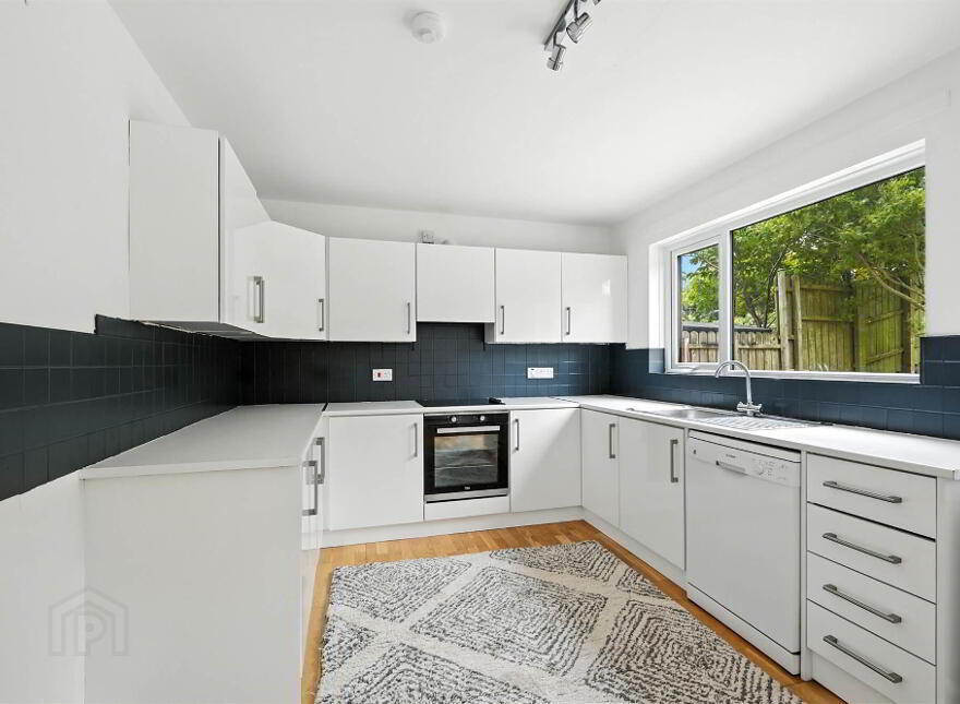 8 Riverside Avenue, Bangor, BT20 4RX