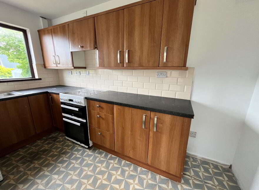 25 Ellis Street, Carrickfergus, BT38 8AY