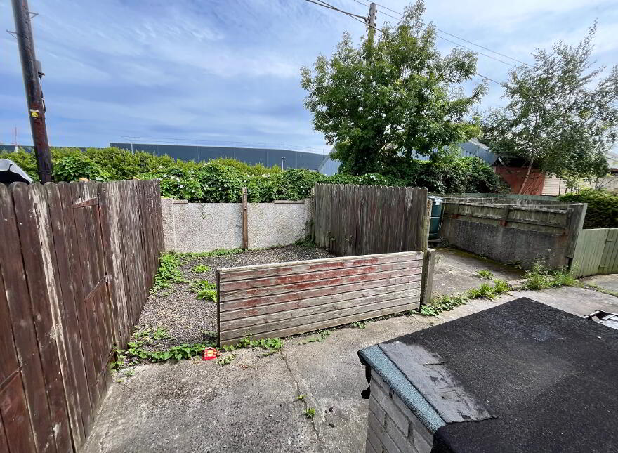 25 Ellis Street, Carrickfergus, BT38 8AY