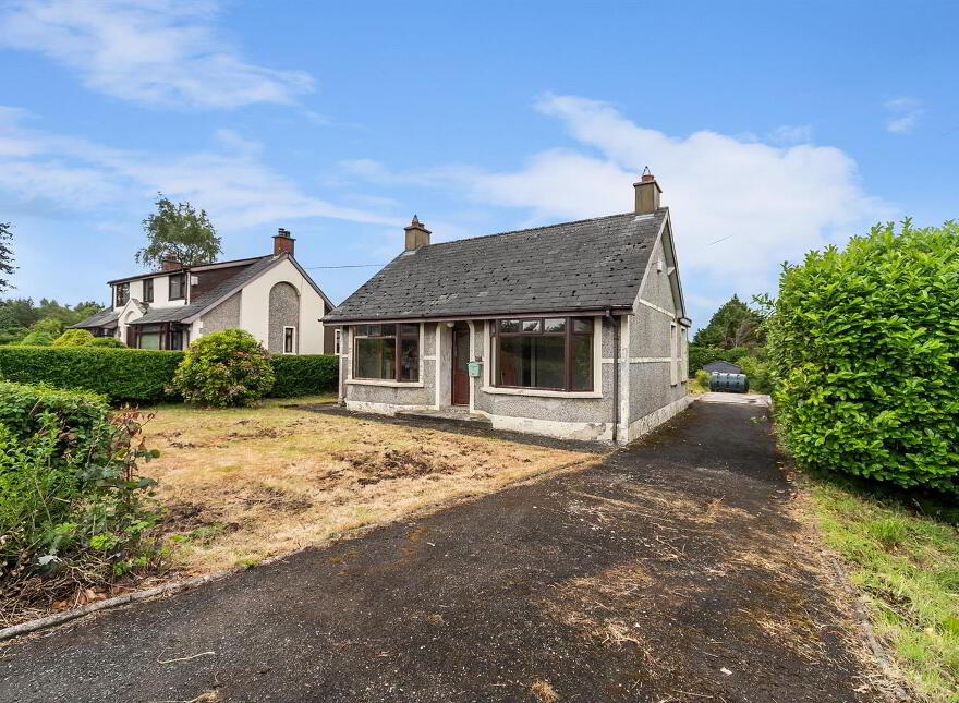 162 Ballyrobert Road, Ballyclare, BT39 9RT photo