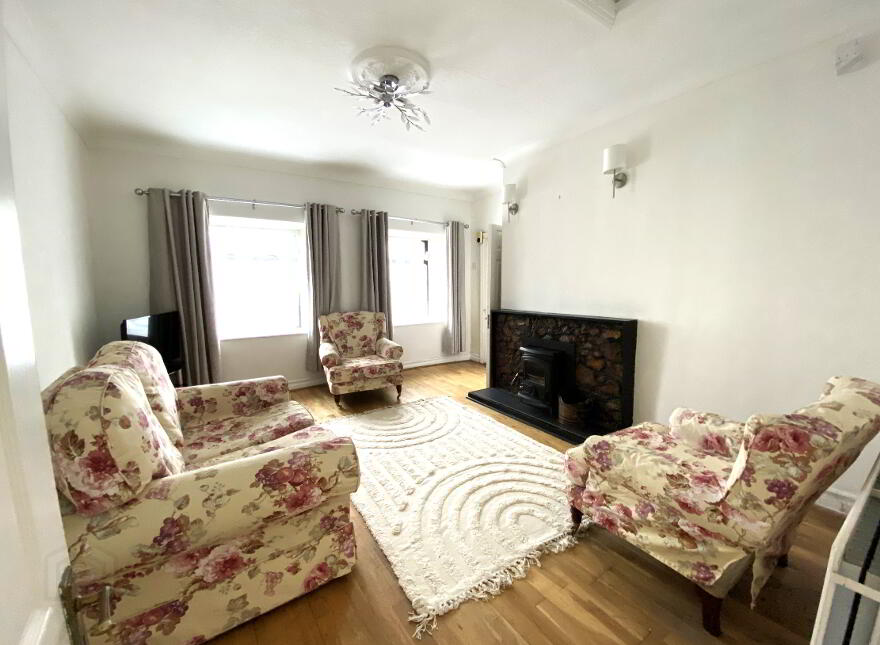 Weavers' Square, Baltinglass, W91Y2V1