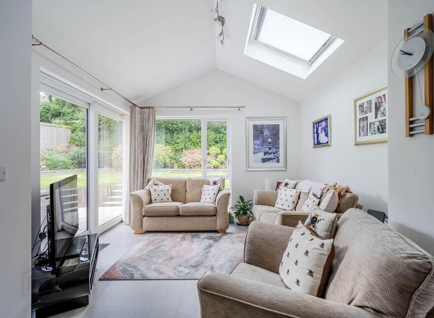 124b Crawfordsburn Road, Bangor, BT19 1BU