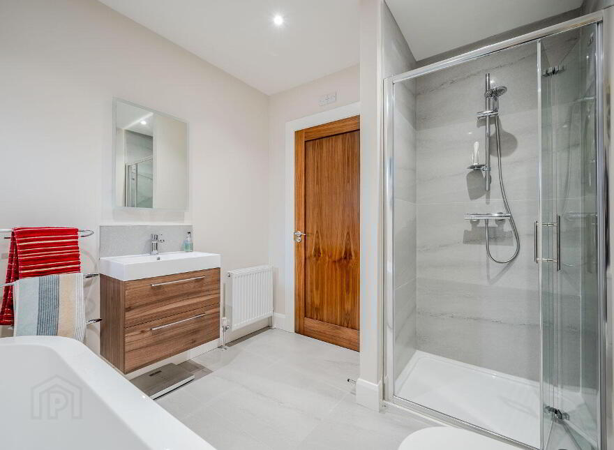 124b Crawfordsburn Road, Bangor, BT19 1BU