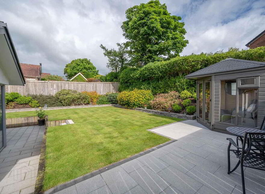 124b Crawfordsburn Road, Bangor, BT19 1BU