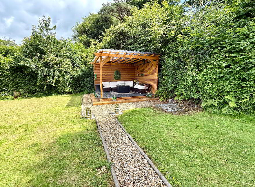 7 Victoria Park, Waterside, Derry, BT47 2AD