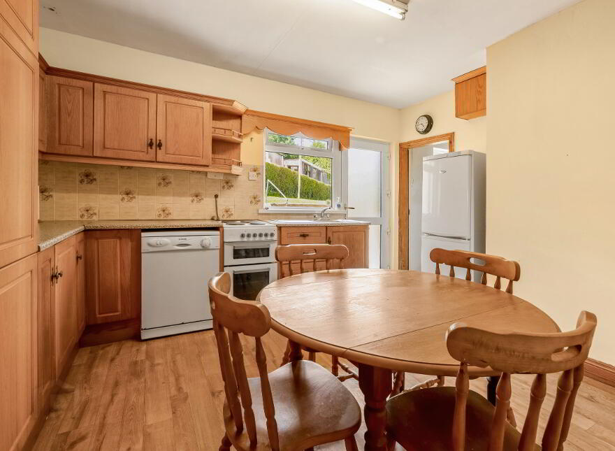 94 Church Road, Killybegs, F94D2R4