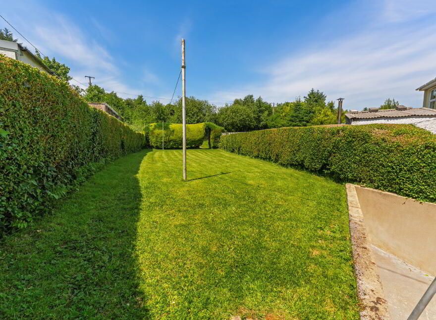 94 Church Road, Killybegs, F94D2R4