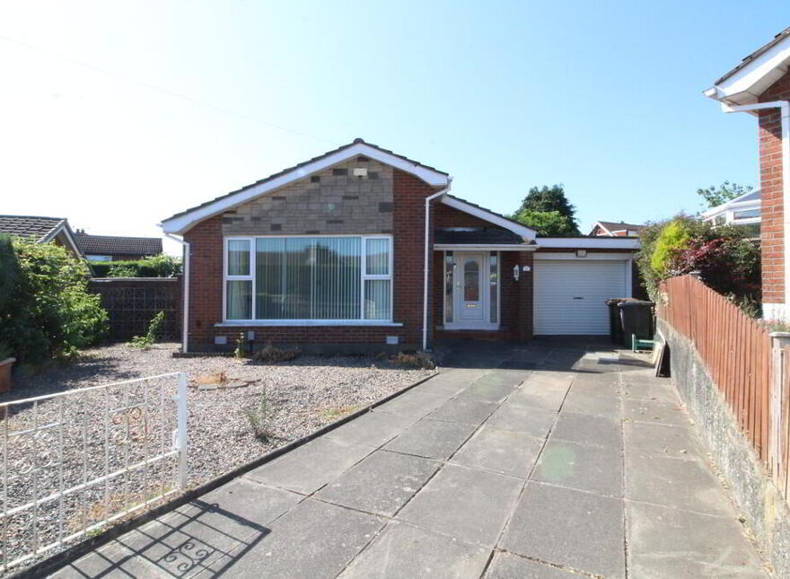 16 Archvale Gardens, Newtownabbey, BT36 6LN photo