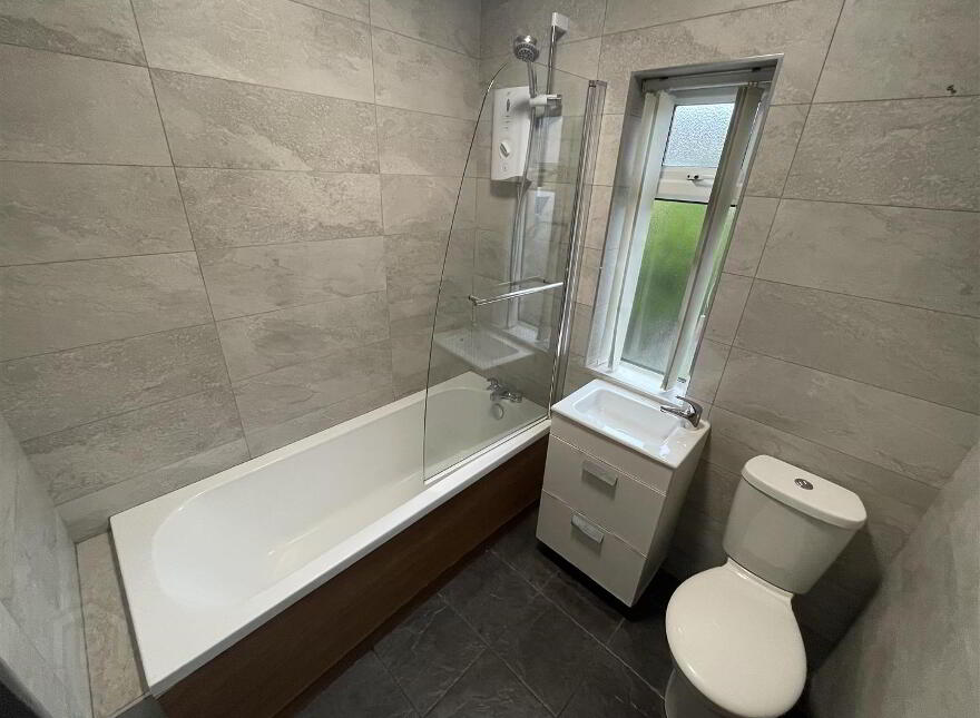 98 Ardmeen Green, Downpatrick, BT30 6JL
