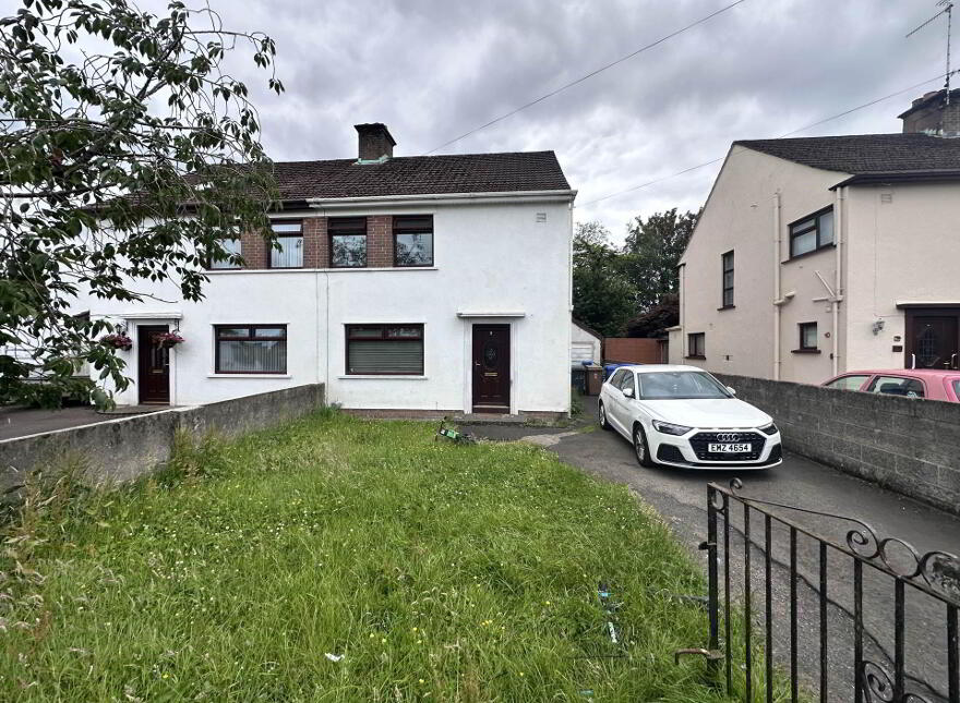 20 Riverdale Park North, Andersonstown Road, Belfast, BT11 9DL photo