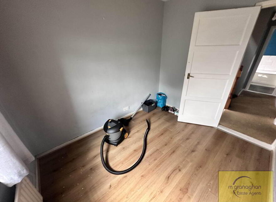 20 Riverdale Park North, Andersonstown Road, Belfast, BT11 9DL