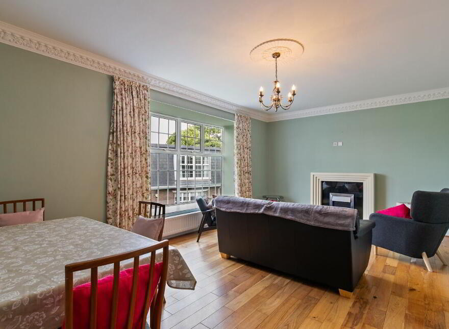 26 Thornhill Malone, Belfast, BT9 6SP