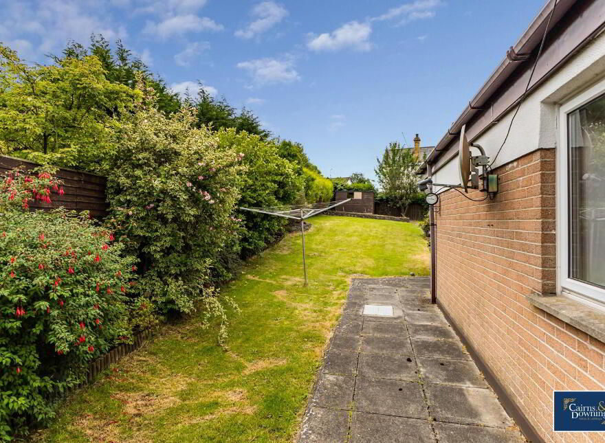 40 Hampton Rise, Dromore, BT25 1LX