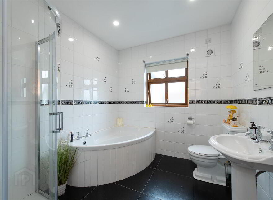 3 Malone Drive, Downpatrick, BT30 6UD