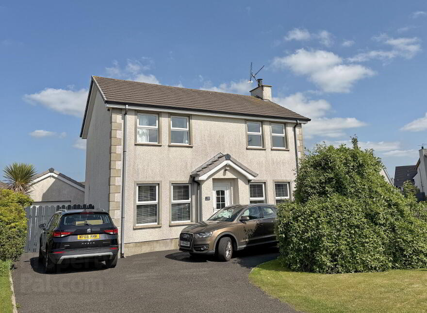 85 Primrose Gardens, Portrush, BT56 8SE photo