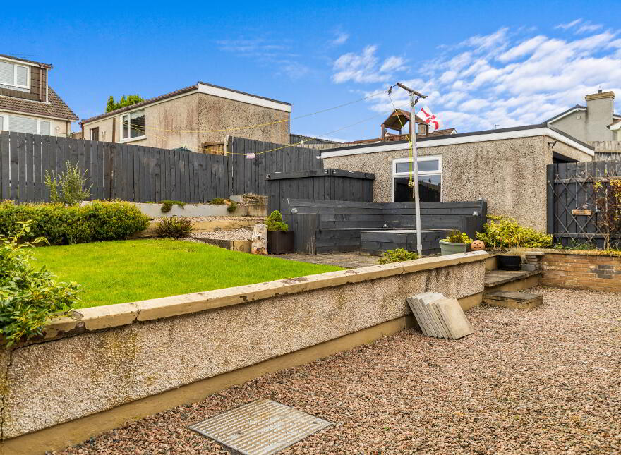 27 Sandmount Park, Galgorm, Ballymena, BT42 1DS