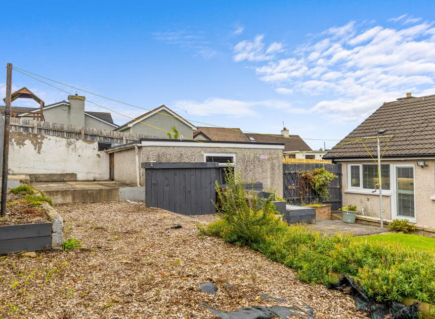 27 Sandmount Park, Galgorm, Ballymena, BT42 1DS