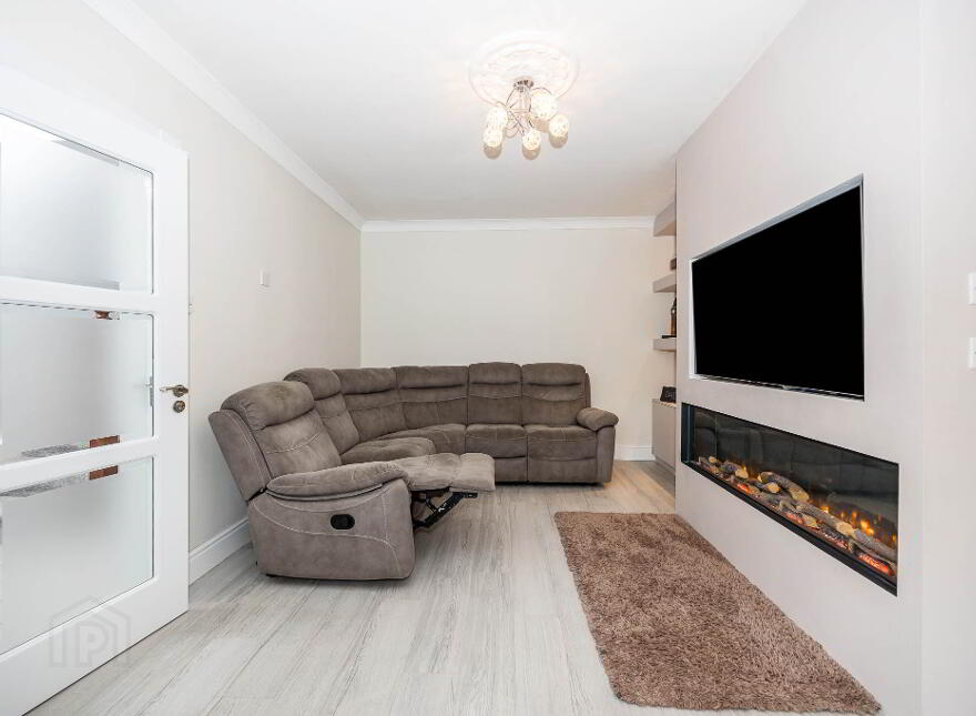 15 The Avenue, Orlynn Park, Lusk, K45CC03