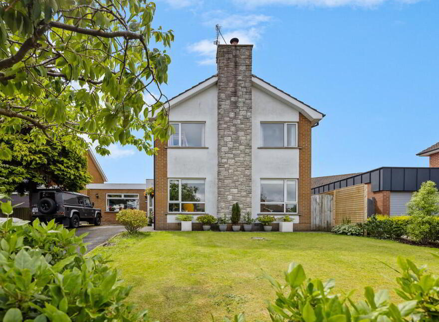 103 Trossachs Drive, Upper Malone Road, Belfast, BT10 0HU photo