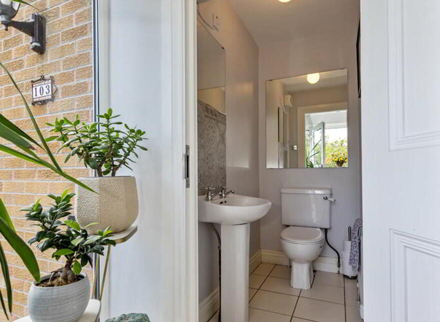 103 Trossachs Drive, Upper Malone Road, Belfast, BT10 0HU