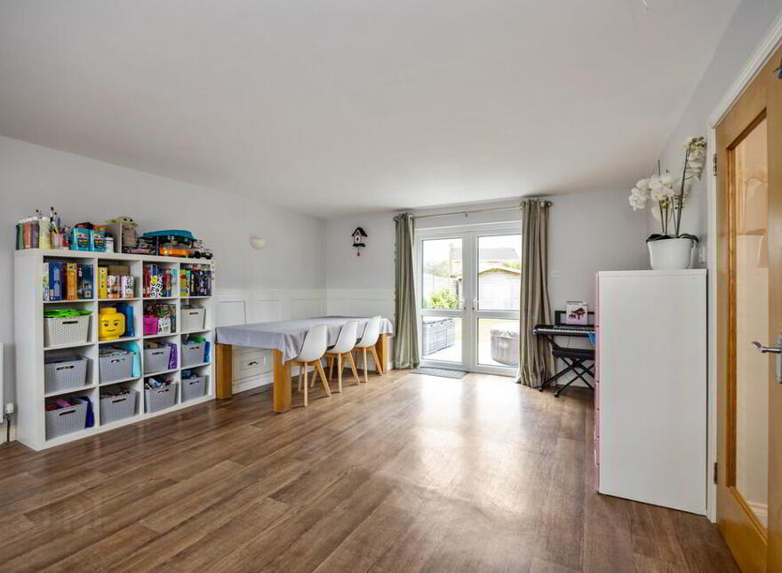 103 Trossachs Drive, Upper Malone Road, Belfast, BT10 0HU