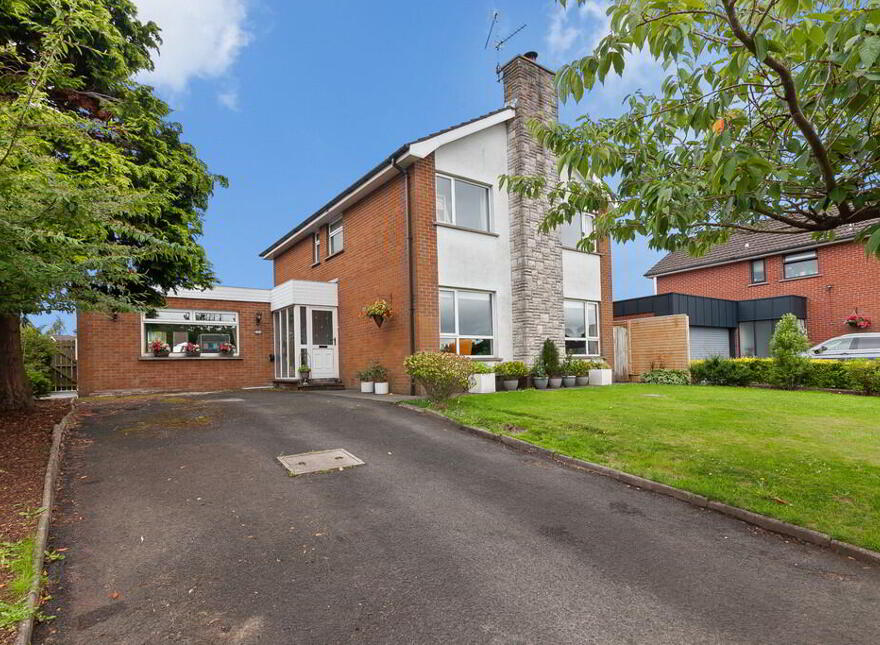 103 Trossachs Drive, Upper Malone Road, Belfast, BT10 0HU