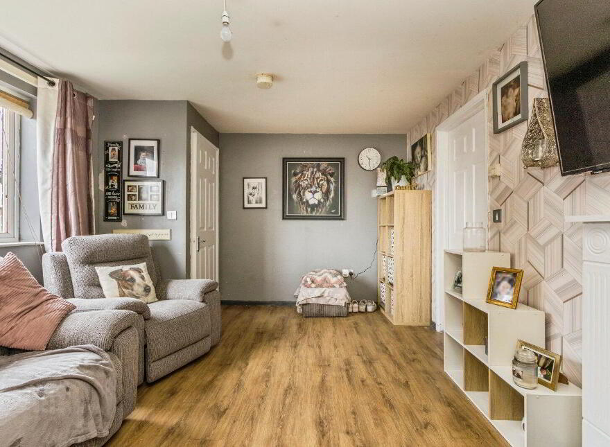 24 Bloomfield Walk, Bangor, BT19 7JA