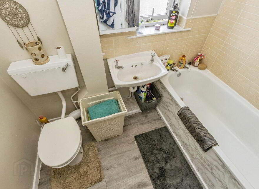 24 Bloomfield Walk, Bangor, BT19 7JA