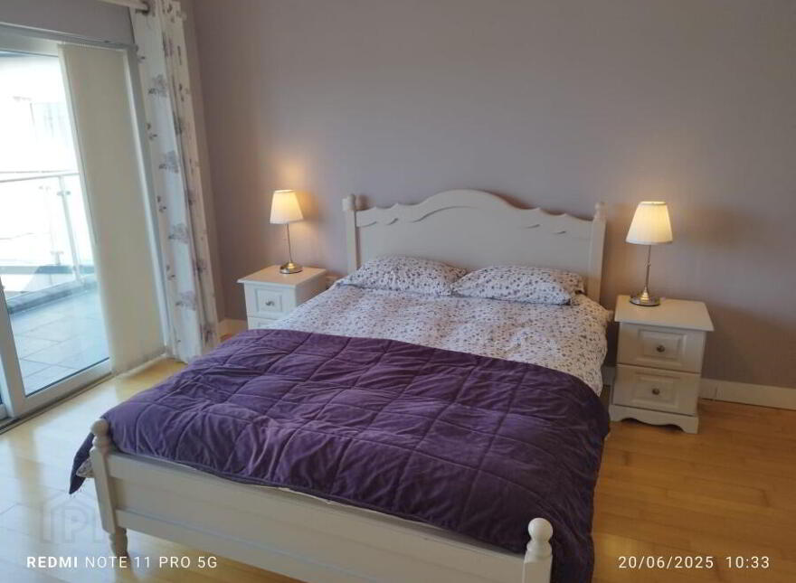 23 Harbour View, Market Square, Clifden, H71VK06