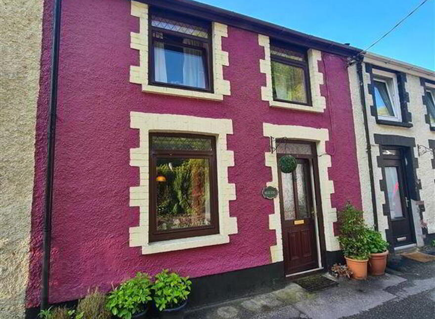 8 Raffeen Village, Monkstown photo