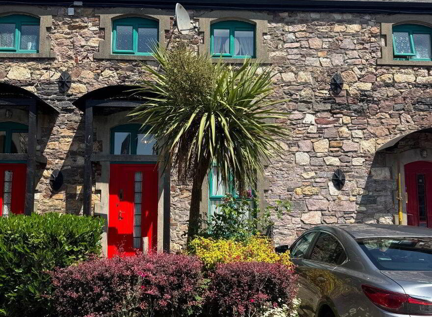 25 The Pillar, King St, Wexford Town, Y35H807 photo