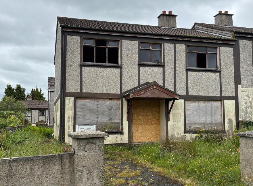 99 Meadowbank Park, Letterkenny, F92HP60 photo