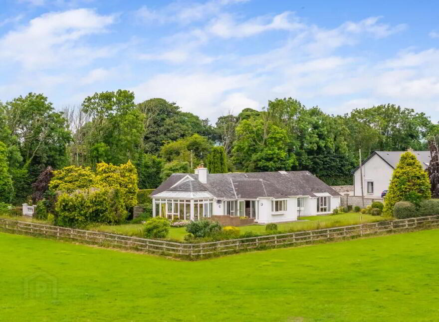 Castlehyde, East, Fermoy, P61Y924