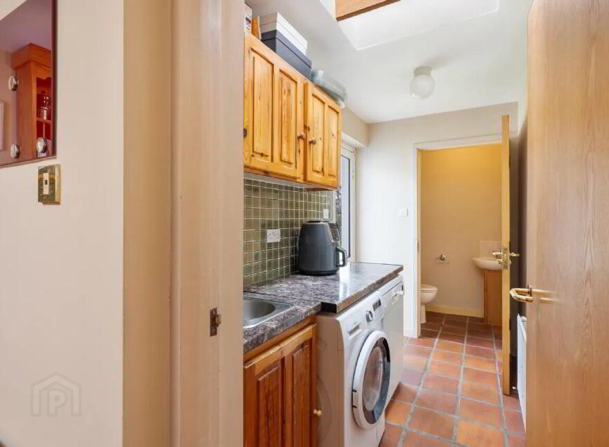 Castlehyde, East, Fermoy, P61Y924