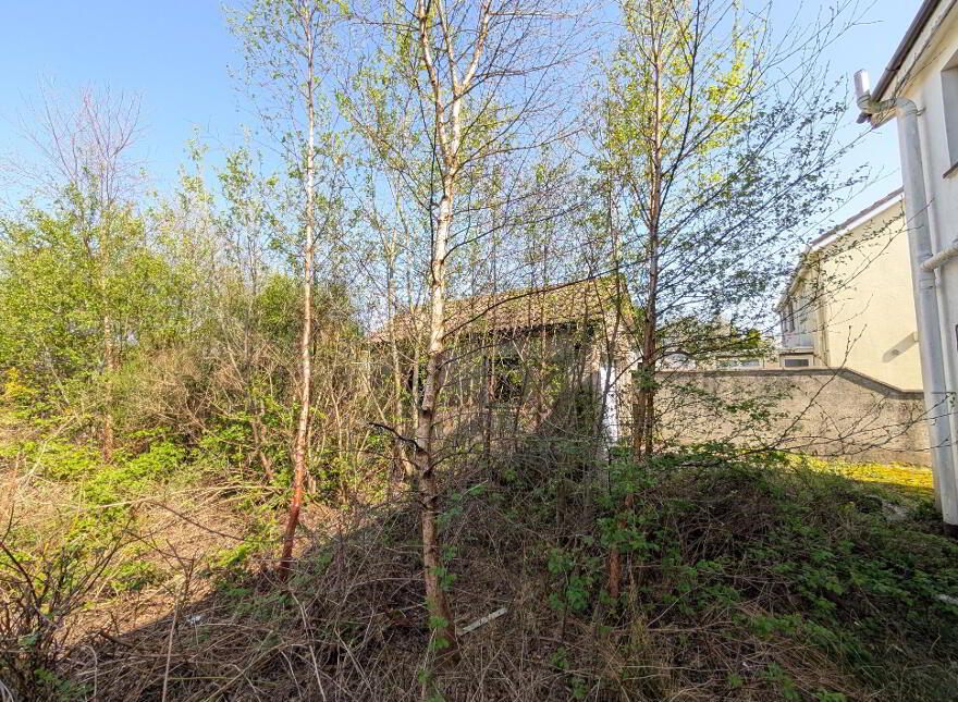 8 Gorse Grove, Foxford, F26PP82