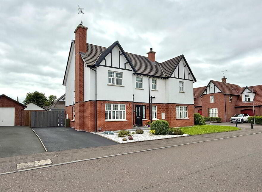 4 Lisnisky Lodge, Portadown, BT63 5GT photo