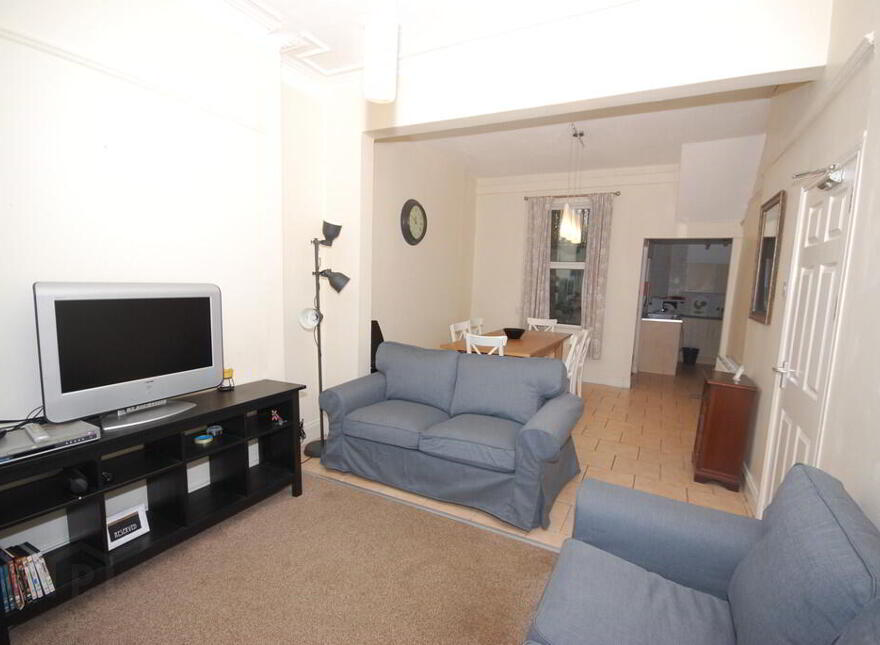 7 Ulsterville Place, Lisburn Road, Belfast, BT9 7BH