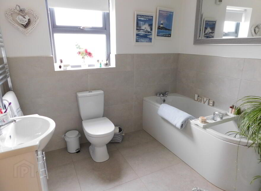 5 Lisderg, Omagh, BT78 1FD