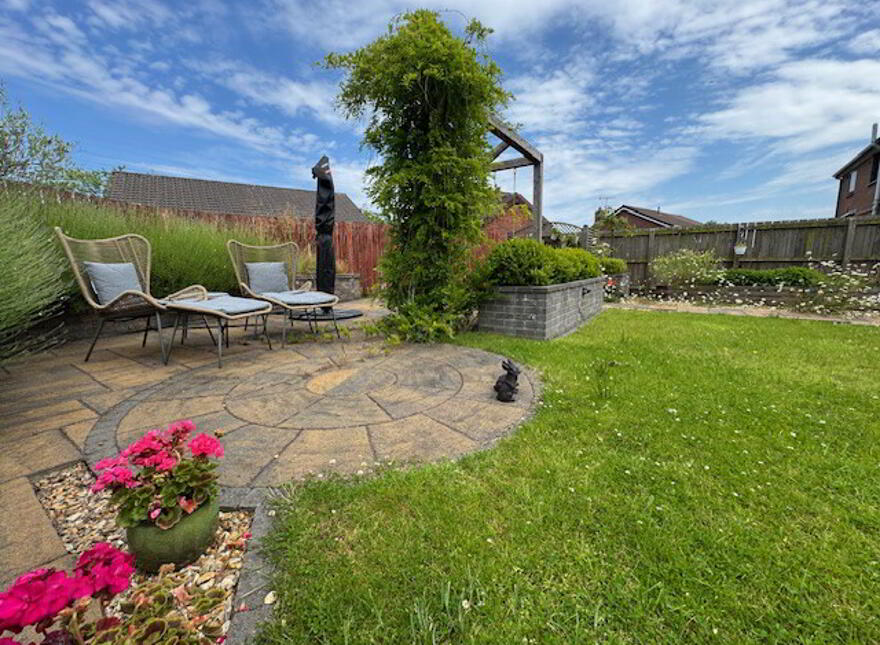 35 Craigs Road, Carrickfergus, BT38 9RL