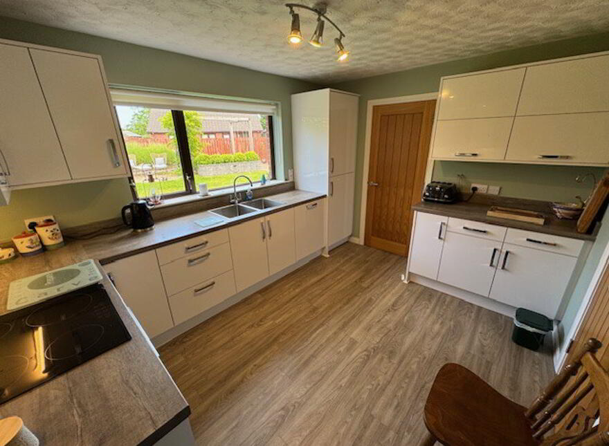 35 Craigs Road, Carrickfergus, BT38 9RL