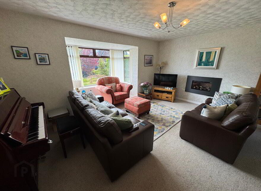 35 Craigs Road, Carrickfergus, BT38 9RL